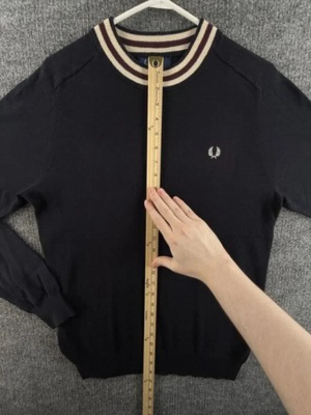 Fred Perry Black Medium Logo Cotton Crew Neck Long Sleeve Pullover Sweater Mens